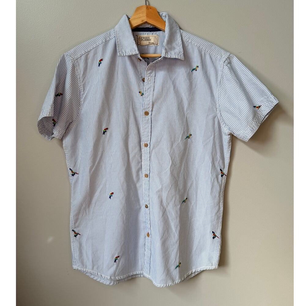 Free Planet Men's Medium Blue White Striped Parrot Embroidered Button Down Shirt